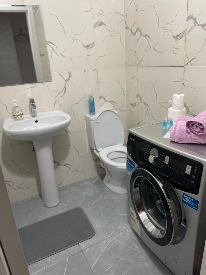 Арбат Apartment Almaty Luaran gambar