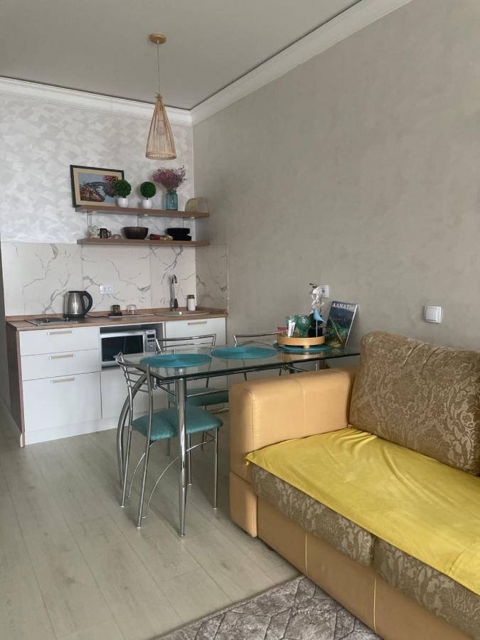 Арбат Apartment Almaty Luaran gambar